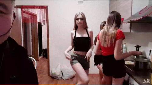 大胸国产主播在线播放,网络直播界的性感焦点