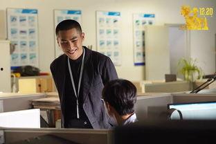 国产喜剧半个喜剧全集在线观看,国产喜剧的温情演绎，笑中带泪的青春故事